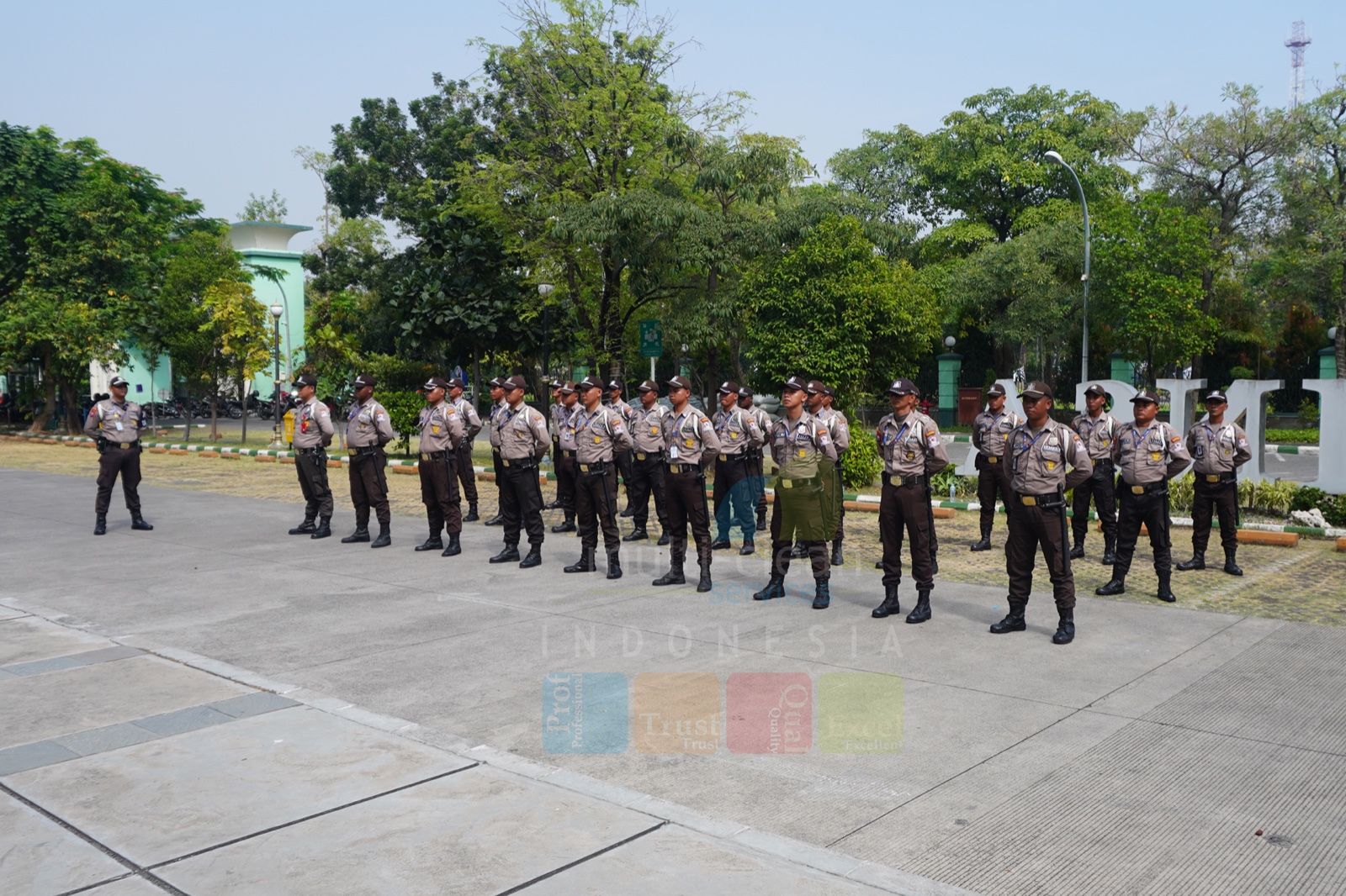 sikap security yang baik tugas pokok satpam